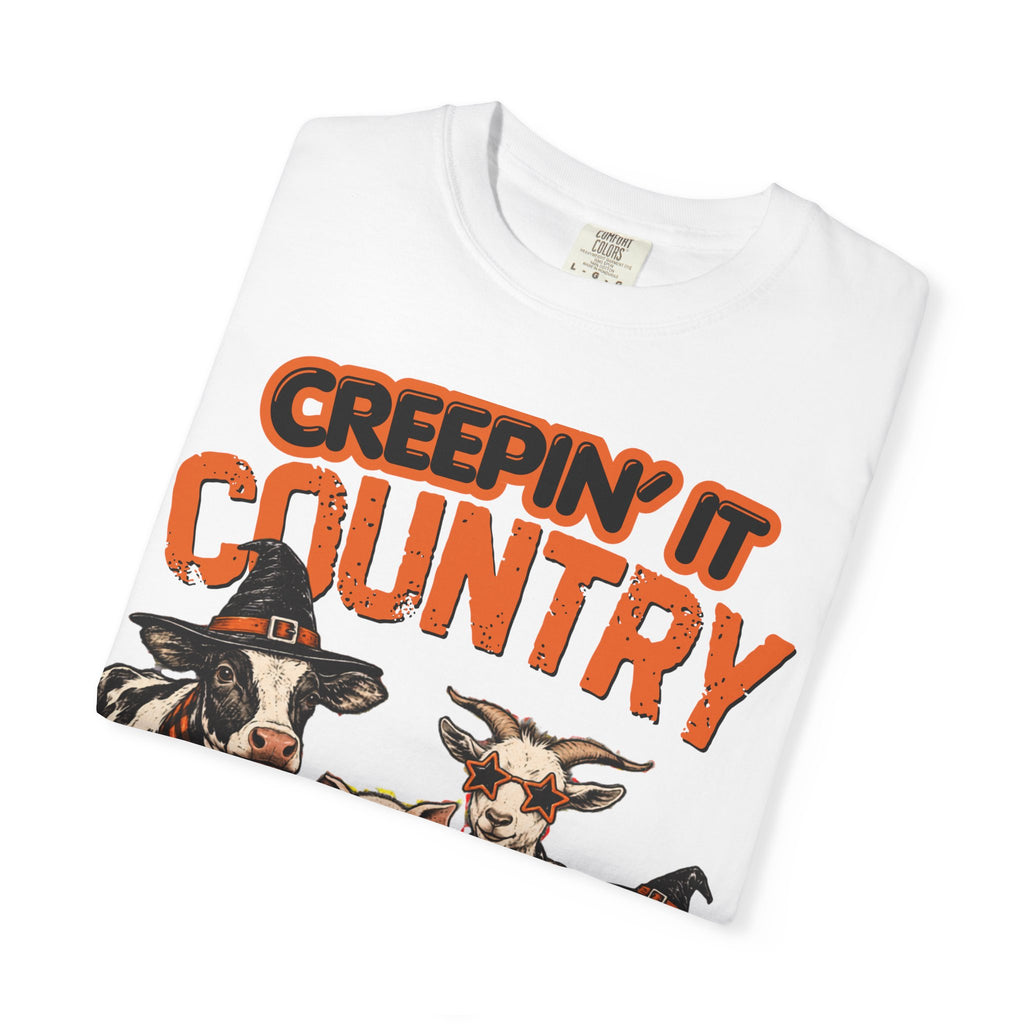Creepin' It Country cows pigs chickens Halloween T-Shirt