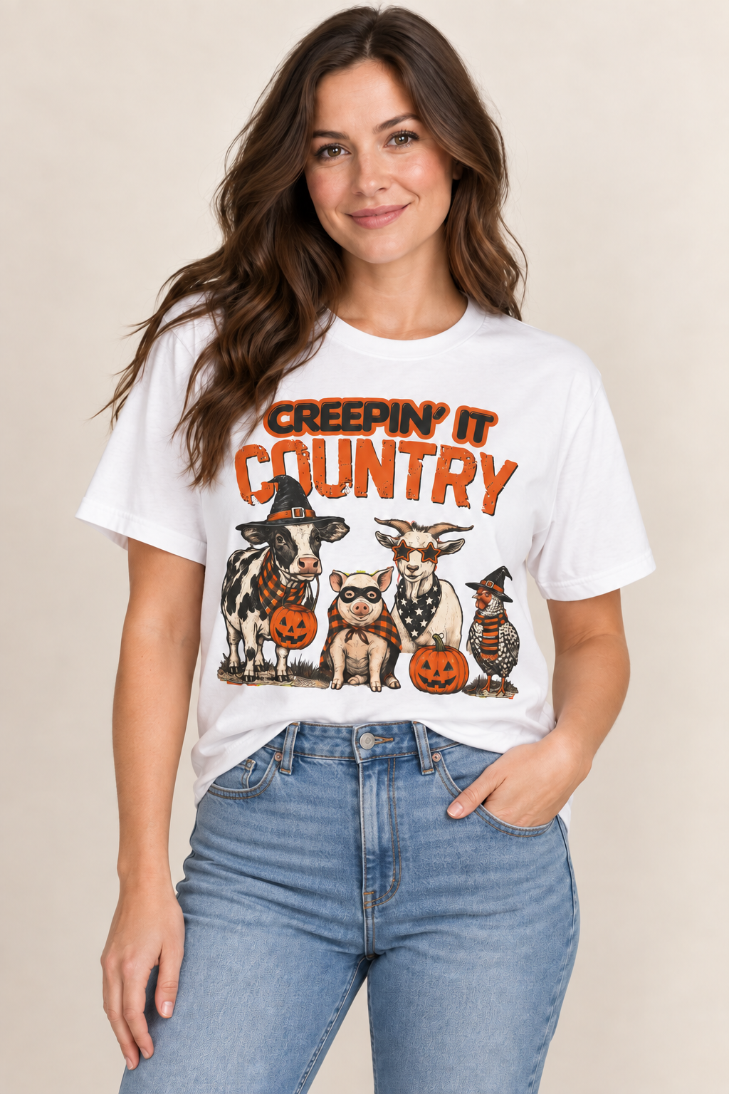 Creepin' It Country cows pigs chickens Halloween T-Shirt